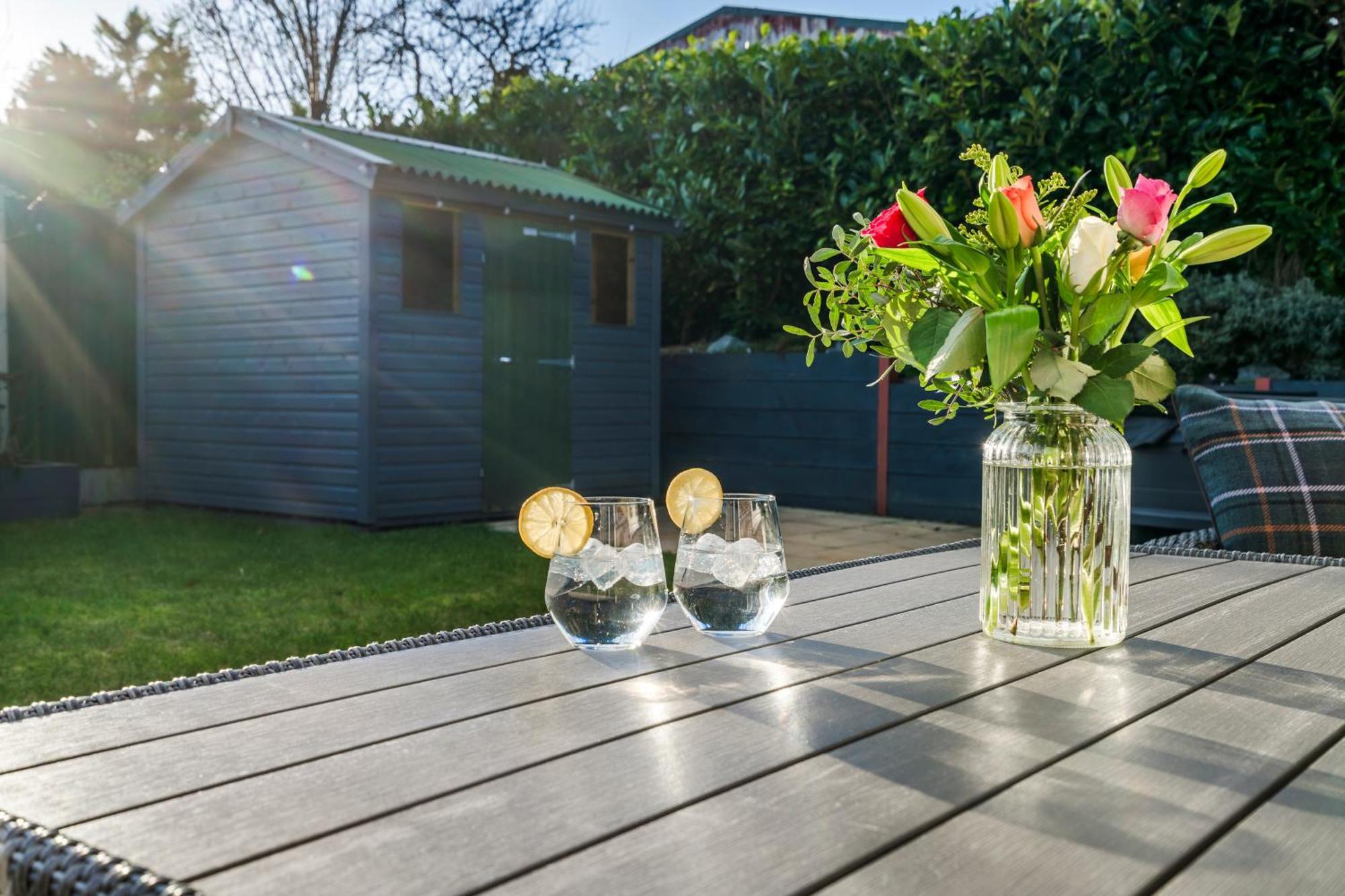Villa Pet Friendly With A Hot Tub Hednesford Exterior foto