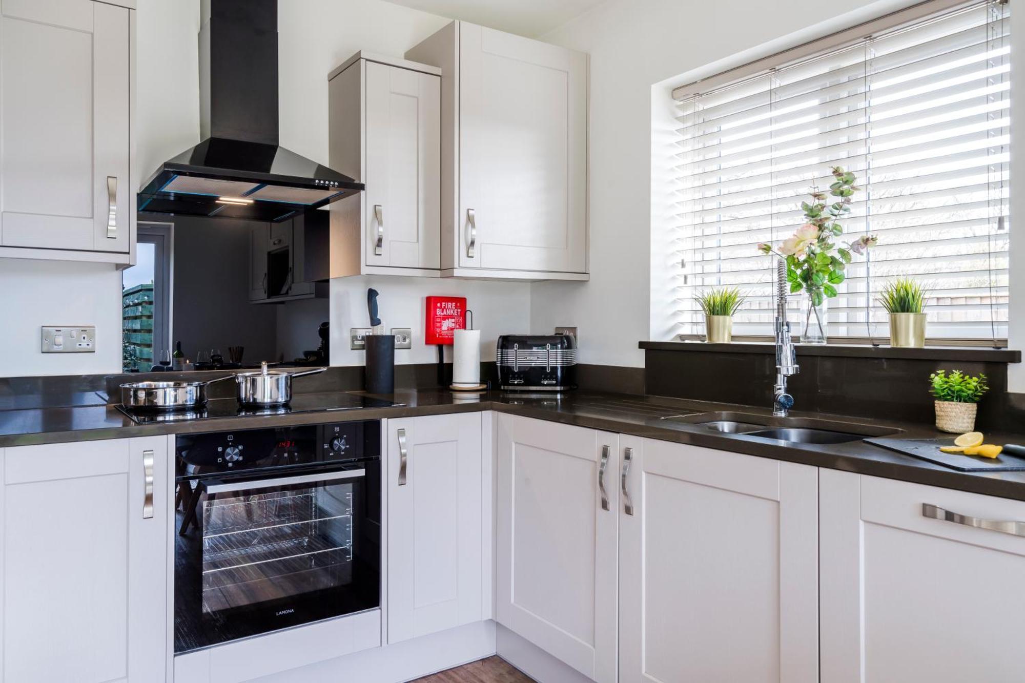 Villa Pet Friendly With A Hot Tub Hednesford Exterior foto